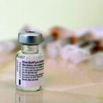 pfizer vaccine safe for those with anaphylaxis